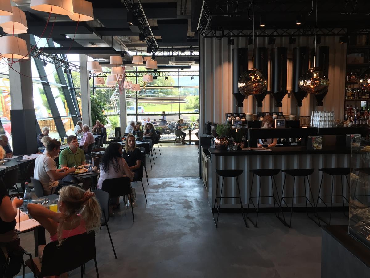 Baeck Stage Hotel Moessingen Ngoại thất bức ảnh
